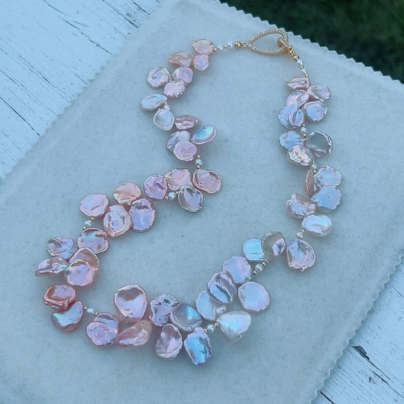 RL006 Handmade Freshwater Flower Petal Baroque Pearl Necklace - Picture 3 of 9